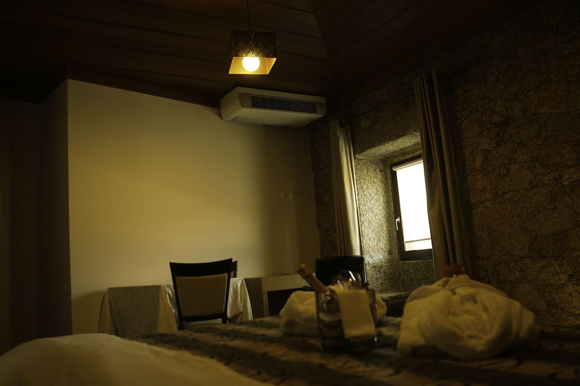 Hotel Rural Alves - Braga - Casa Alves De Torneiros Penso Exteriör bild