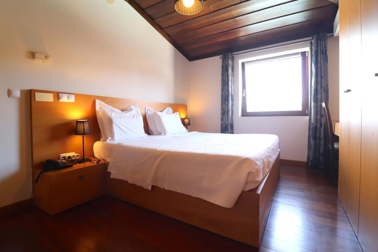 Hotel Rural Alves - Braga - Casa Alves De Torneiros Penso Exteriör bild